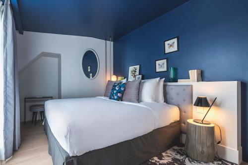 Флора и элегантность: отель в старинном здании в Париже 14