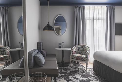 Флора и элегантность: отель в старинном здании в Париже 17