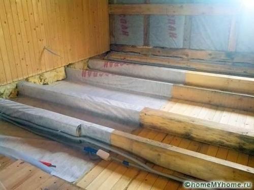 Как дешево утеплить пол в деревянном доме. Пошаговый процесс утепления пола в частном доме своими руками
