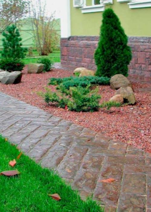 Тротуарная плитка для дорожек на даче: разновидности и дизайн 06