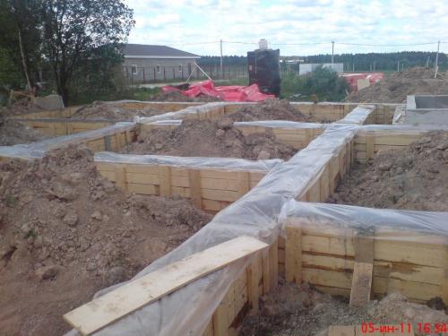 Дом из блока построить. Дом из керамзитобетонных блоков своими руками