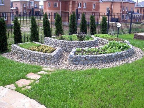 Как делать грядки на огороде. Возможные варианты и фото грядок своими руками из подручных материалов 03