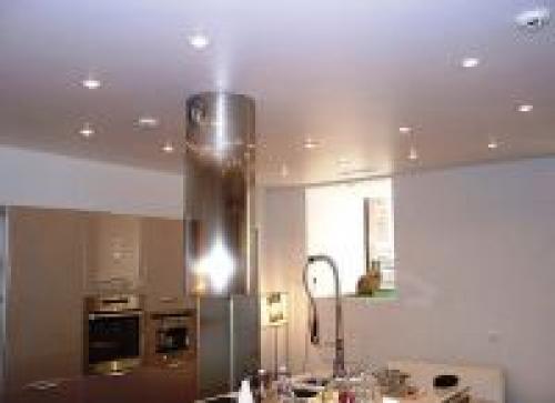 Какой потолок лучше в частном доме. Виды потолков в частном доме