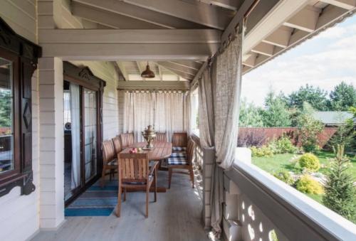 Пристроить веранду к деревянному дому. Как пристроить веранду к дому — варианты пристроек для различных домов, смотрите идеи и инструкции на фото!