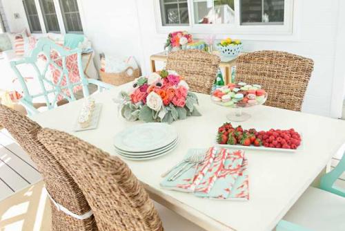 Летняя веранда в нежных тонах 05