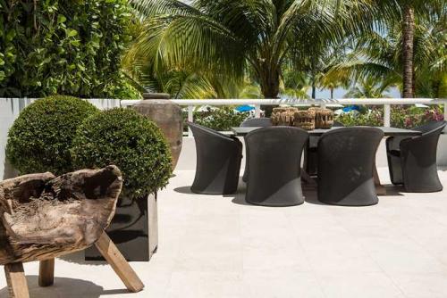 Великолепный дизайн от Michael Dawkins 08