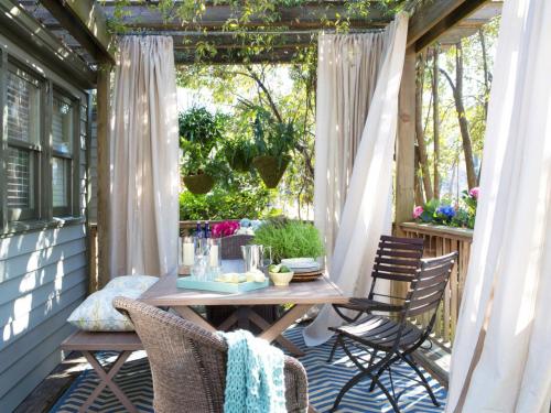 Brian Patrick Flynn — продюсер, ставший дизайнером 22