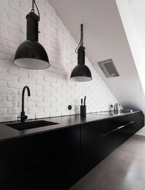 Черный цвет — отличный выбор для кухни! 18