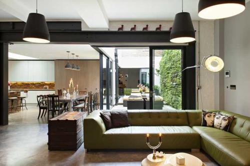 Работы лондонской студии 01