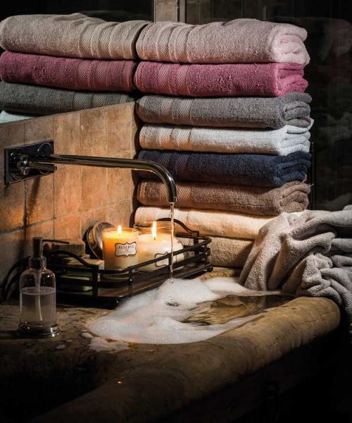 Уютная история в старинном особняке от Home & Cottage 14