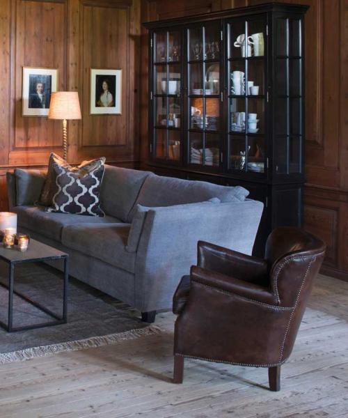 Уютная история в старинном особняке от Home & Cottage 02