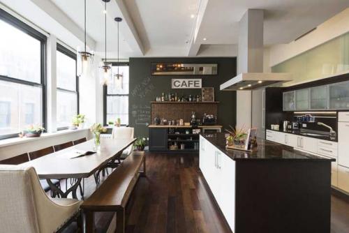 Работы дизайнера Peti Lau 03