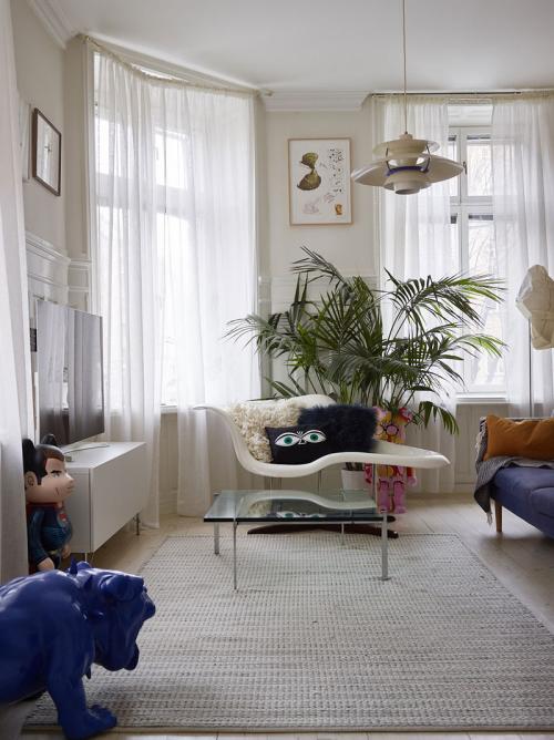 Скандинавская квартира с красочным декором 08