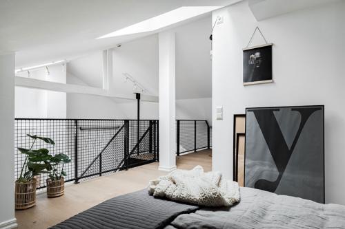 Черно-белый лофт 10