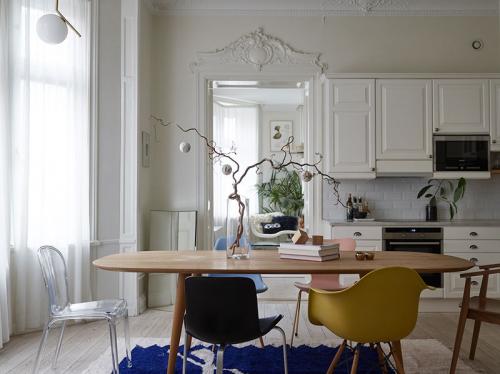 Скандинавская квартира с красочным декором 03