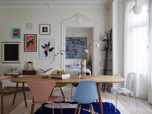 Скандинавская квартира с красочным декором 01