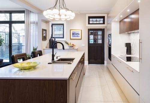 Уютный дом в Канаде 04