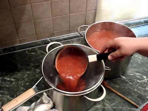 Томатный сок соковыжималкой. Томатный сок: как приготовить без соковыжималки