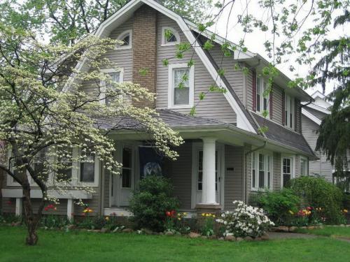 Ломаная крыша дома. Ломаная крыша — устройство, варианты, инструкция по монтажу 08