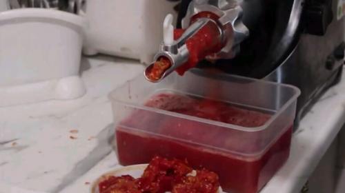 Томатный сок соковыжималкой. Томатный сок: как приготовить без соковыжималки 21