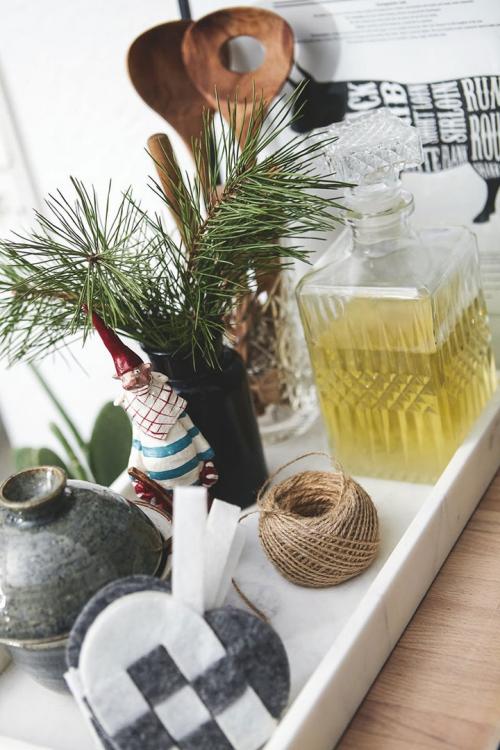 Сдержанный интерьер с праздничными нотками (78 кв. м) 06