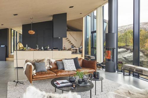 Дом с видом на фьорд 01