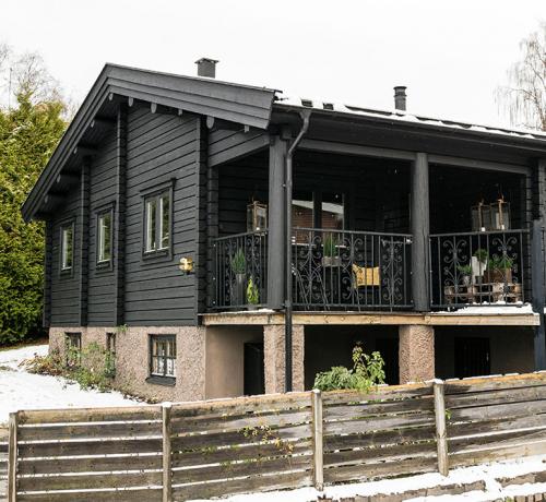 Семейный уют в бревенчатом домике 14