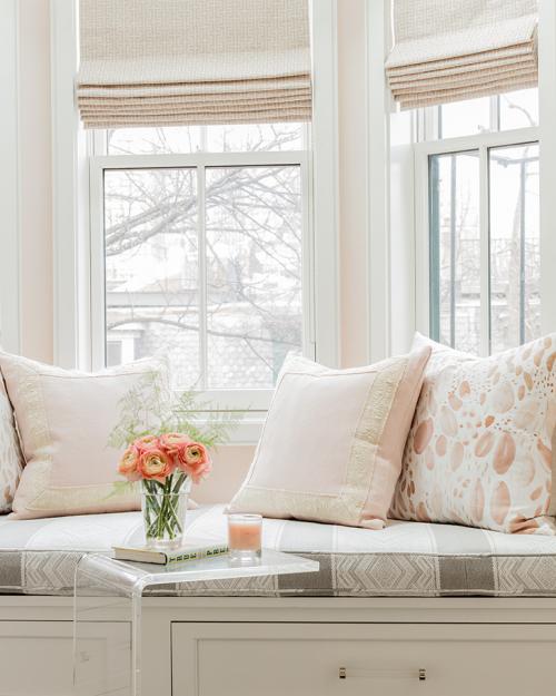 Пастель, цветы и милые детали — идеальная квартира для девушки 09