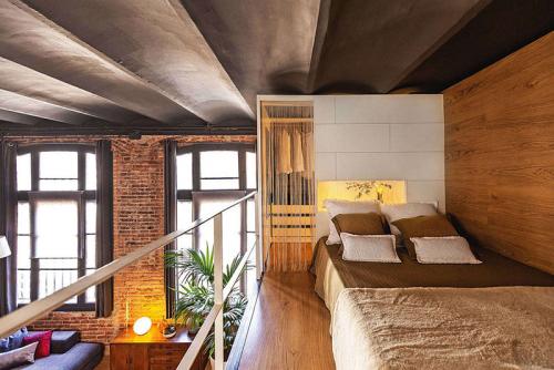 Двухуровневый лофт в Барселоне: компактно и очень стильно 07