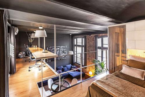 Двухуровневый лофт в Барселоне: компактно и очень стильно 06