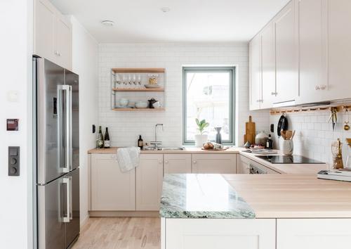 Дом с большими окнами и стеклянной террасой (176 кв. м) 05