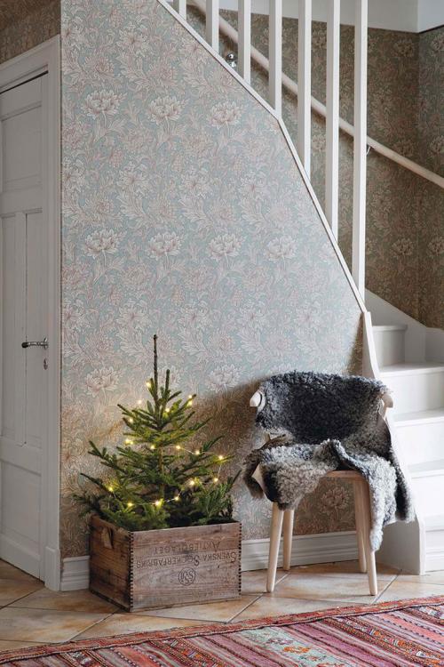 Рождественская атмосфера в небольшом доме 02