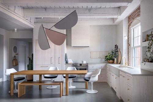 Светлый лофт с утонченными нотками 02