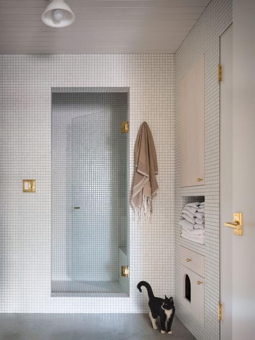 Светлый лофт с утонченными нотками 11