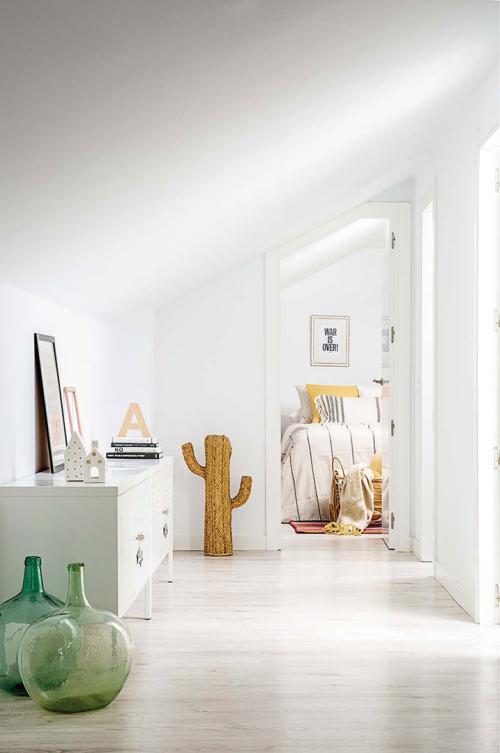 Уютный дом, который хозяева восстановили из руин 08