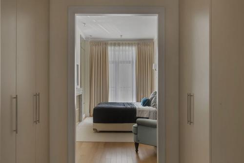 Легкая современная классика на западе Москвы 08