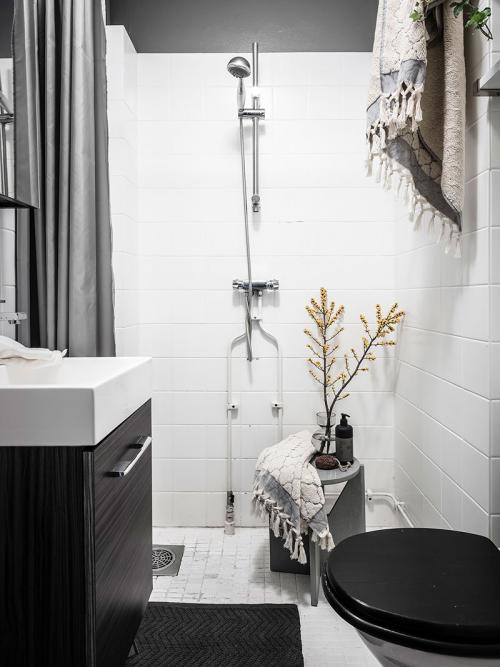 Маленькая квартира в помещении бывшего магазина (24 кв. м) 18