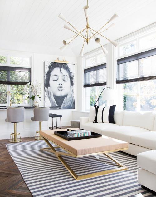 Прекрасная классика на берегу океана 01