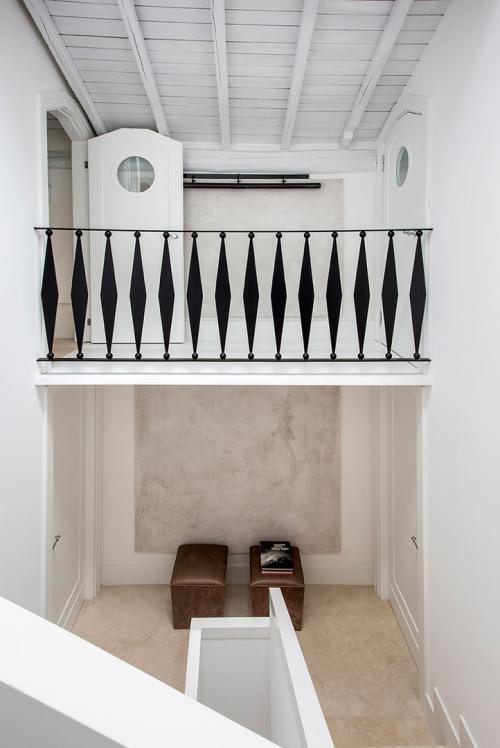 Изысканный и стильный белый интерьер 11