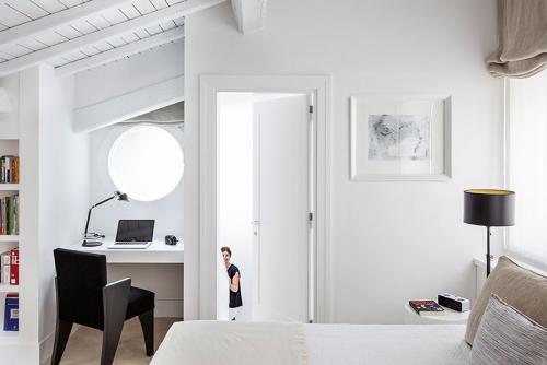 Изысканный и стильный белый интерьер 13