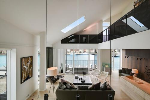 Нетипичная скандинавская квартира с видом на залив 14