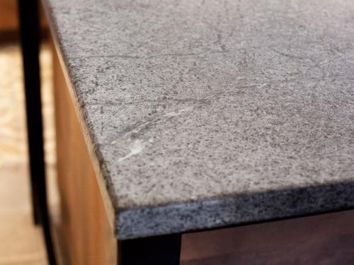 Грубая деревянная кухня шеф-повара 05