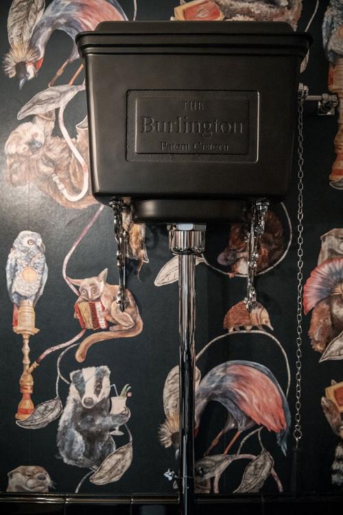 Драматичный интерьер 16