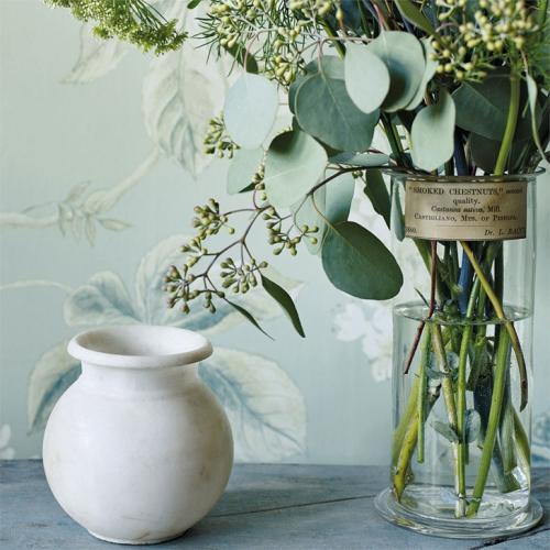 Уютные растительные мотивы в новых обоях и текстиле Sanderson 02