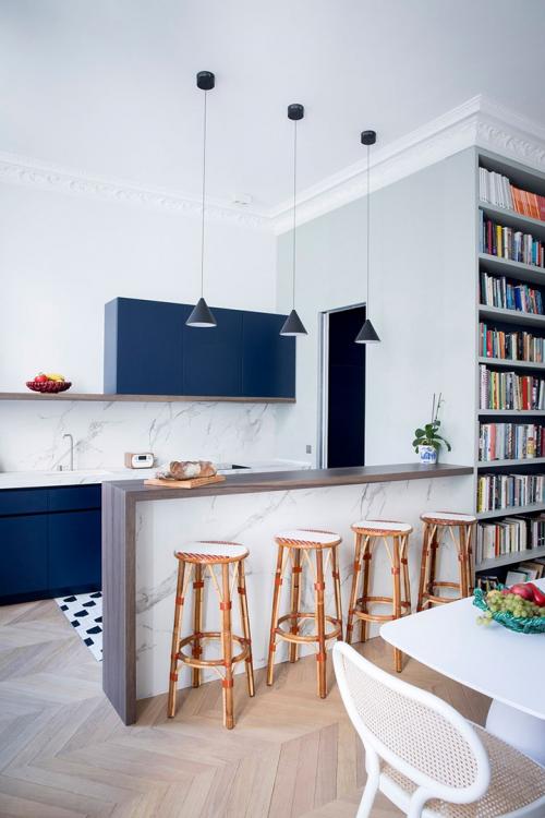 Парижские апартаменты в оттенках синего 07