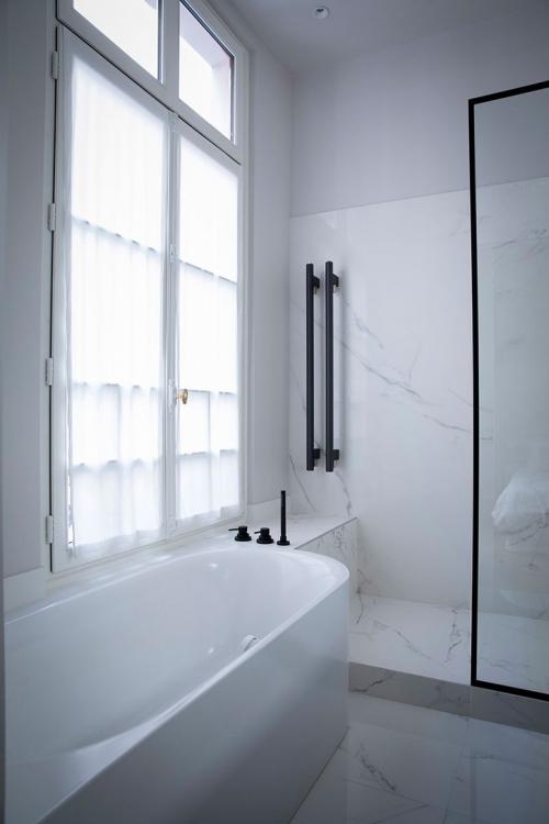 Парижские апартаменты в оттенках синего 13