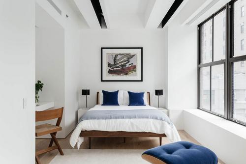 Строгий, но стильный черно-белый интерьер 02