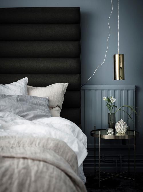 Маленькая квартира с огромным окном 15