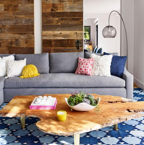 Дом с великолепным видом из окна 01