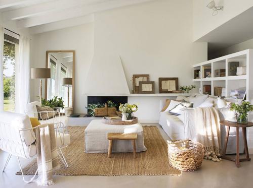 Когда тепло от одного лишь вида: 16 интерьеров с камином 15